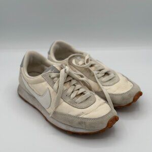 Nike Daybreak / Vintage-Style Sneakers – Beige & Light Grey – Women’s Size 7